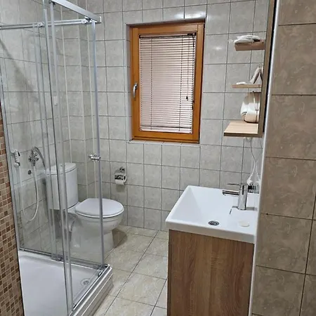 International House krevet i doručak